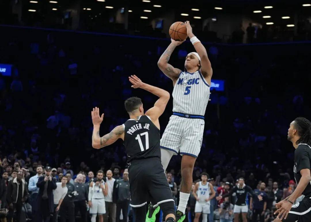 九游-包含集结日突围战来临，勒沃库森围绕NBA常规赛绝杀压哨，压力陡增，轮换策略成焦点的词条